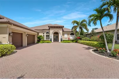 5869 Hammock Isles Cir, Naples, FL 34119 - Photo 2