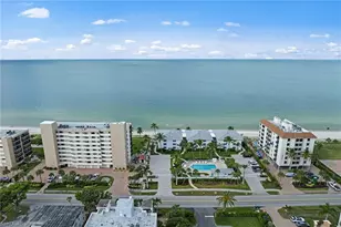 10573 Gulf Shore Dr, Naples, FL 34108 - Photo 42