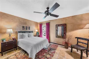 10573 Gulf Shore Dr, Naples, FL 34108 - Photo 22