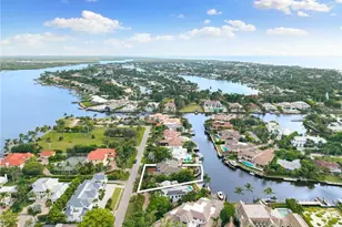 2170 Marina Dr, Naples, FL 34102 - Photo 8