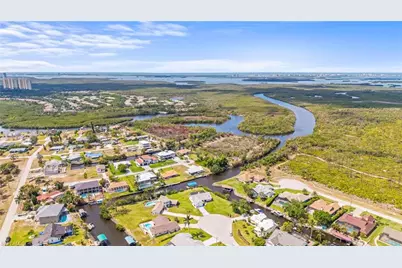 20640 Porthole Ct, Estero, FL 33928 - Photo 44