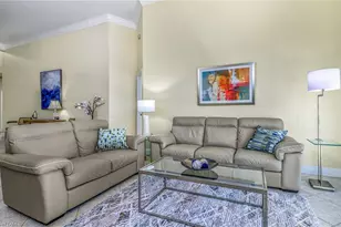 66 Fountain Cir, Naples, FL 34119 - Photo 8