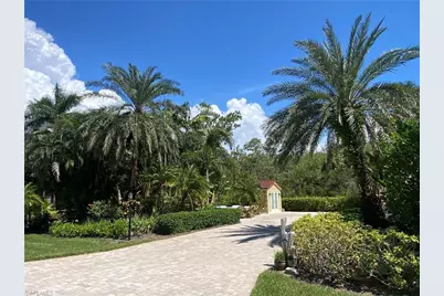 4948 Coach Ln, Naples, FL 34114 - Photo 4