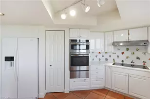 6849 Grenadier Blvd, Naples, FL 34108 - Photo 16