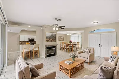 1622 NE 8th Pl, Cape Coral, FL 33909 - Photo 4