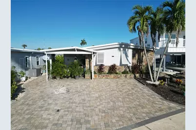17831 Eglantine Ln, Fort Myers Beach, FL 33931 - Photo 2
