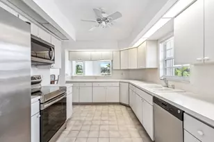 10391 Quail Crown Dr, Naples, FL 34119 - Photo 14