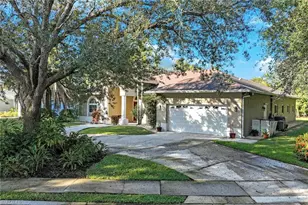 7500 Woodland Bend Cir, Fort Myers, FL 33912 - Photo 4