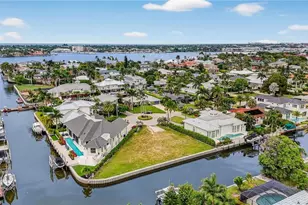 1693 Bonita Ct, Naples, FL 34102 - Photo 1