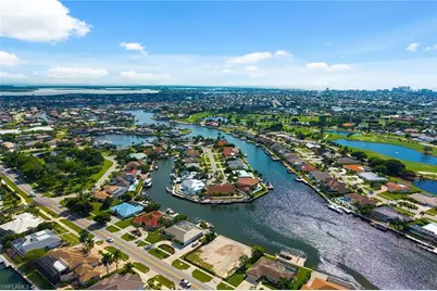 450 N Barfield Dr, Marco Island, FL 34145 - Photo 18