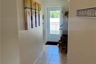 484 Belina Dr, Naples, FL 34104 - Photo 4