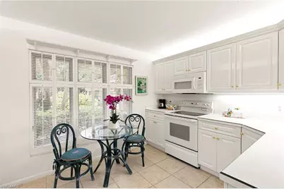 112 Wilderness Dr #123, Naples, FL 34105 - Photo 12