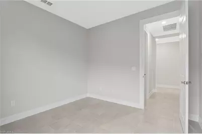 335 Tamarindo Ln, Naples, FL 34114 - Photo 26