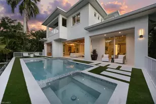 493 8th Ave S, Naples, FL 34102 - Photo 18