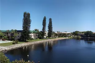 855 Ketch Dr, Naples, FL 34103 - Photo 22