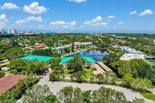 855 Ketch Dr, Naples, FL 34103 - Photo 2