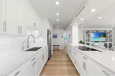 3401 Gulf Shore Blvd N #506, Naples, FL 34103 - Photo 10