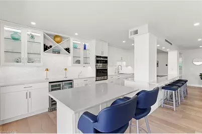 3401 Gulf Shore Blvd N #506, Naples, FL 34103 - Photo 4