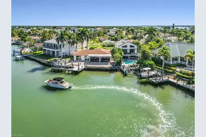 121 Jamaica Dr, Naples, FL 34113 - Photo 32