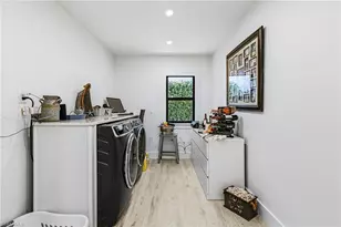 121 Jamaica Dr, Naples, FL 34113 - Photo 14