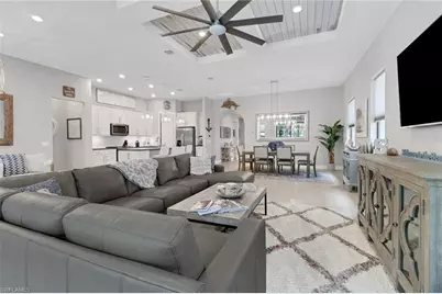 7289 Birchmore St, Naples, FL 34109 - Photo 10