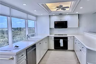 6825 Grenadier Blvd, Naples, FL 34108 - Photo 6