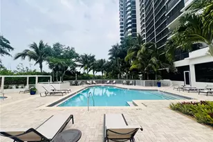 6825 Grenadier Blvd, Naples, FL 34108 - Photo 26