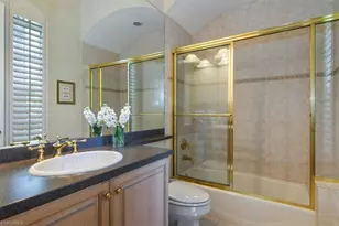 396 Edgemere Way E, Naples, FL 34105 - Photo 20