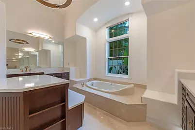 1252 Pocantico Ln, Naples, FL 34110 - Photo 14