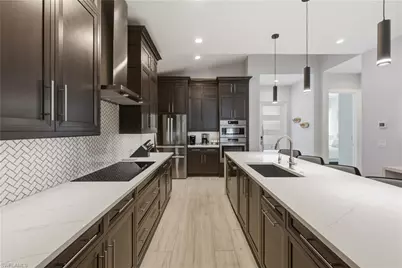 711 91st Ave N, Naples, FL 34108 - Photo 6