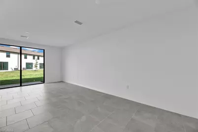 14236 Oviedo Pl, Fort Myers, FL 33905 - Photo 6