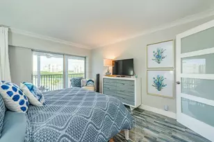 1 Bluebill Ave, Naples, FL 34108 - Photo 8