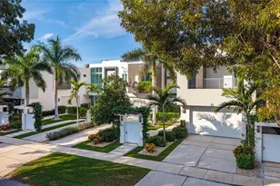 1559 Chesapeake Ave, Naples, FL 34102 - Photo 2