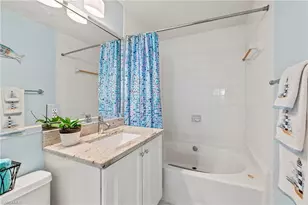 992 Woodshire Ln, Naples, FL 34105 - Photo 18