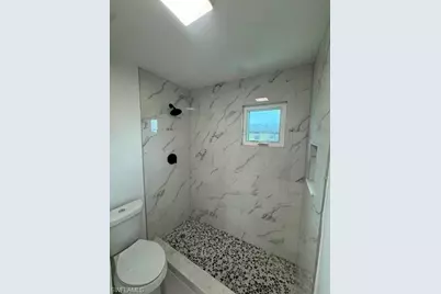 1101 Country Club Blvd, Cape Coral, FL 33990 - Photo 8