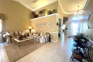 2109 Morning Sun Ln, Naples, FL 34119 - Photo 10