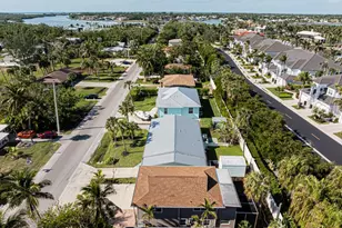 1881 Danford St, Naples, FL 34112 - Photo 2