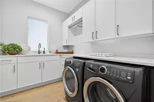 405 7th Ave N, Naples, FL 34102 - Photo 40