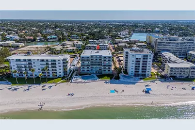 1977 Gulf Shore Blvd N #401, Naples, FL 34102 - Photo 4
