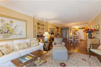 1977 Gulf Shore Blvd N #401, Naples, FL 34102 - Photo 8