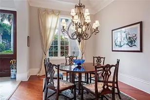 1755 Venezia Ct, Naples, FL 34105 - Photo 10