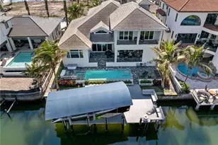 103 Bayview Ave, Naples, FL 34108 - Photo 24