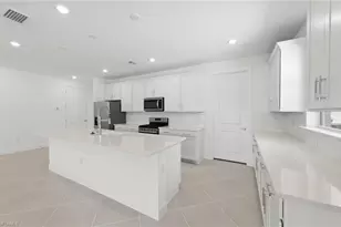 17290 Willow Tree Ln, North Fort Myers, FL 33917 - Photo 12
