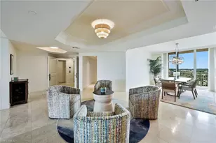 6597 Nicholas Blvd, Naples, FL 34108 - Photo 10