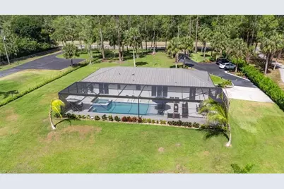 1440 8th St NE, Naples, FL 34120 - Photo 2