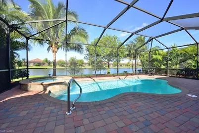 28096 Edenderry Ct, Bonita Springs, FL 34135 - Photo 2