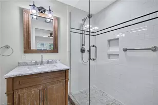 1135 7th St S, Naples, FL 34102 - Photo 24
