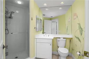 420 Cove Tower Dr, Naples, FL 34110 - Photo 24