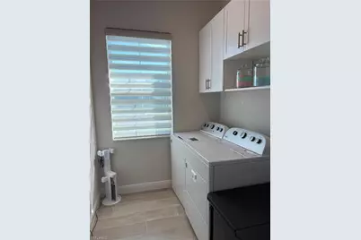 9095 Saint Lucia Dr, Naples, FL 34114 - Photo 26