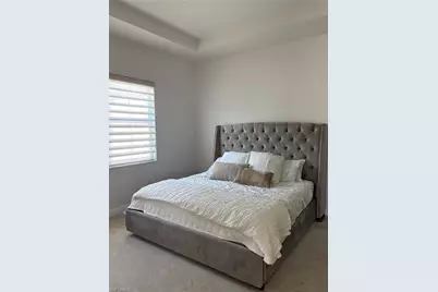 9095 Saint Lucia Dr, Naples, FL 34114 - Photo 38